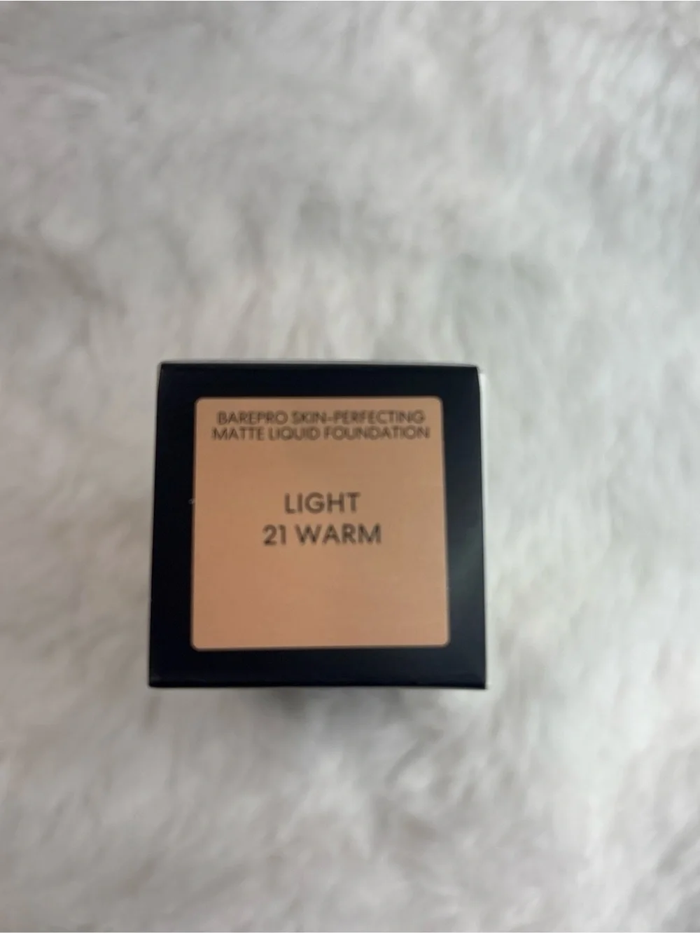 NWT BareMinerals BarePro Foundation Light 21 Warm
